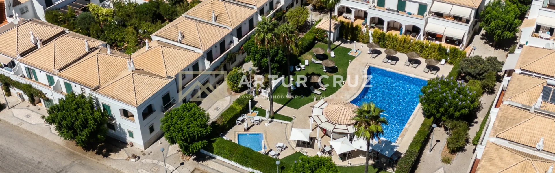 2-bed apartment Cabanas Village, private patio with barbecue, Cabanas de Tavira
